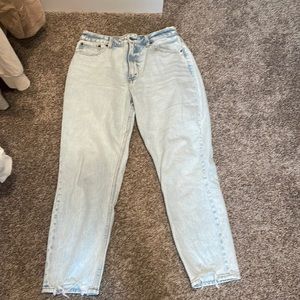 Abercrombie Curve Love “The Mom” High rise jean